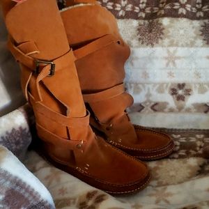 J crew moccasins boots winter fleece 9